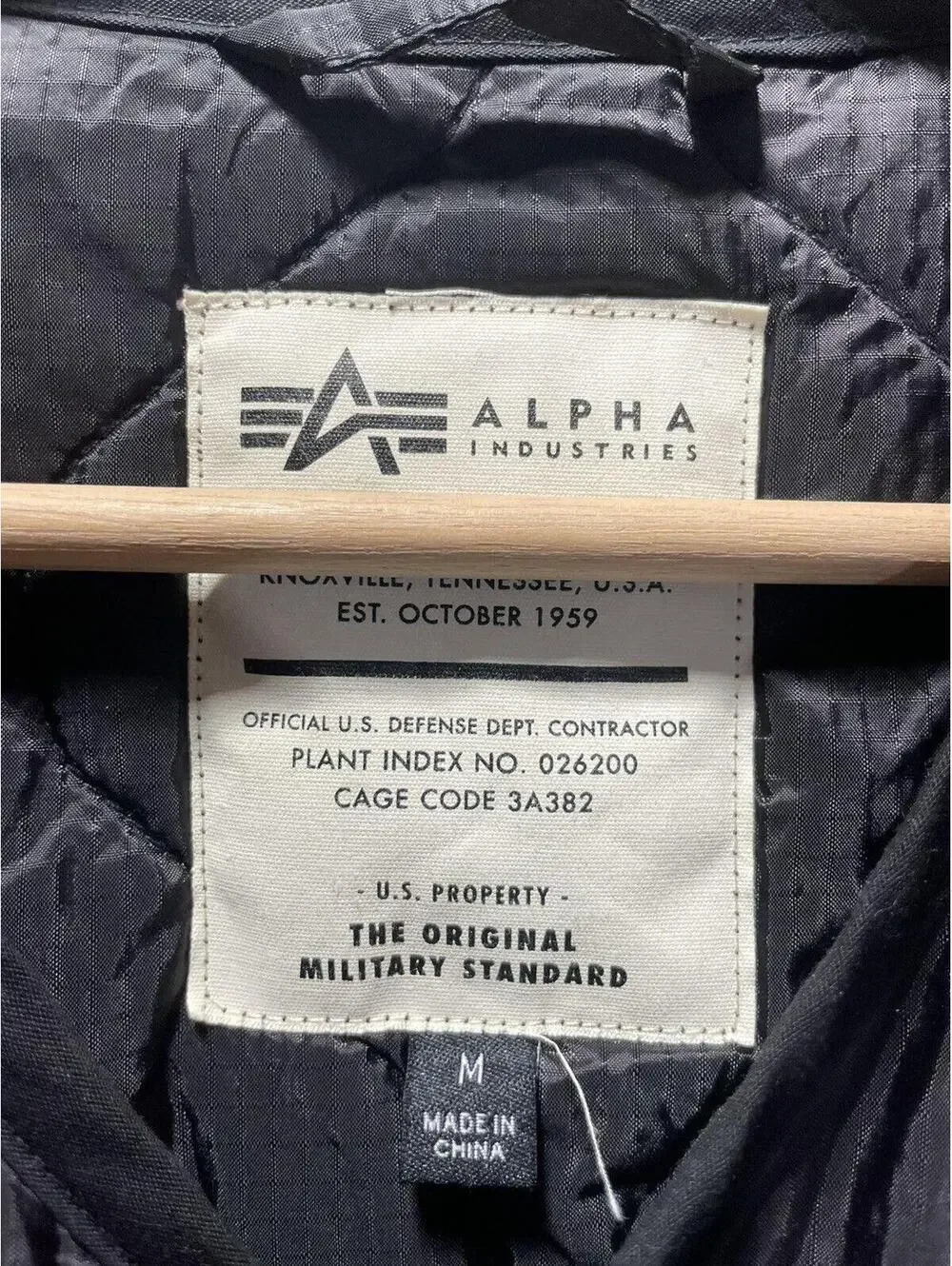 Alpha Industries quilted liner button up flight jacket - Picture 4 of 4